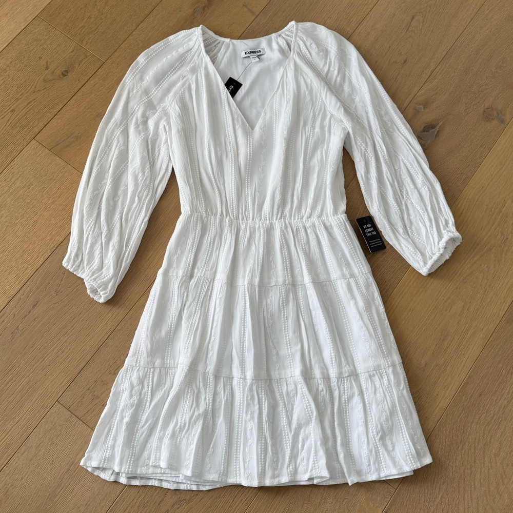 NWT Express White Textured Tiered Dress Long Sleeve Small